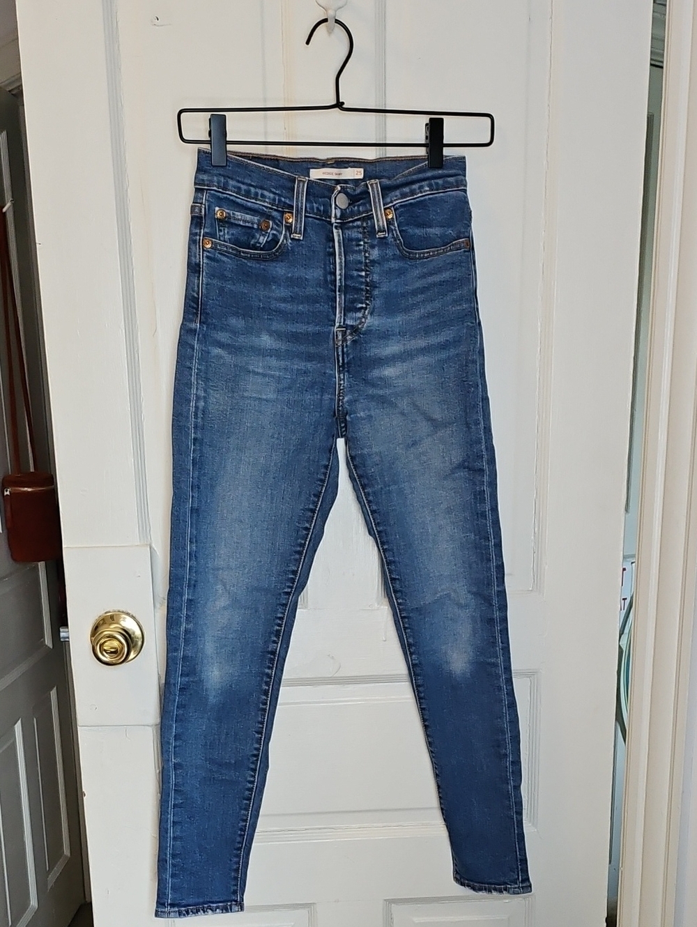 25 Short | High Rise Wedgie Skinny Jeans | Levi's